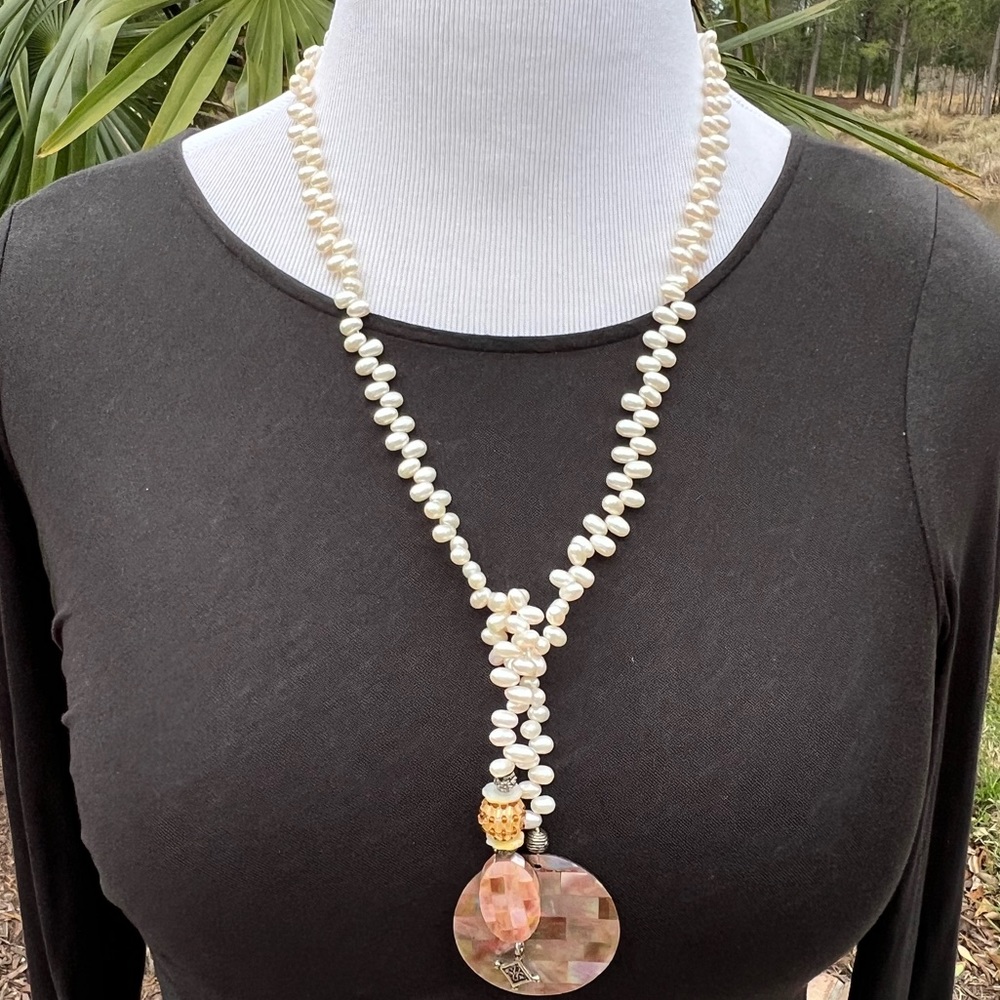 Freshwater pearl lariat necklace 36 inches - Picture 2 of 14